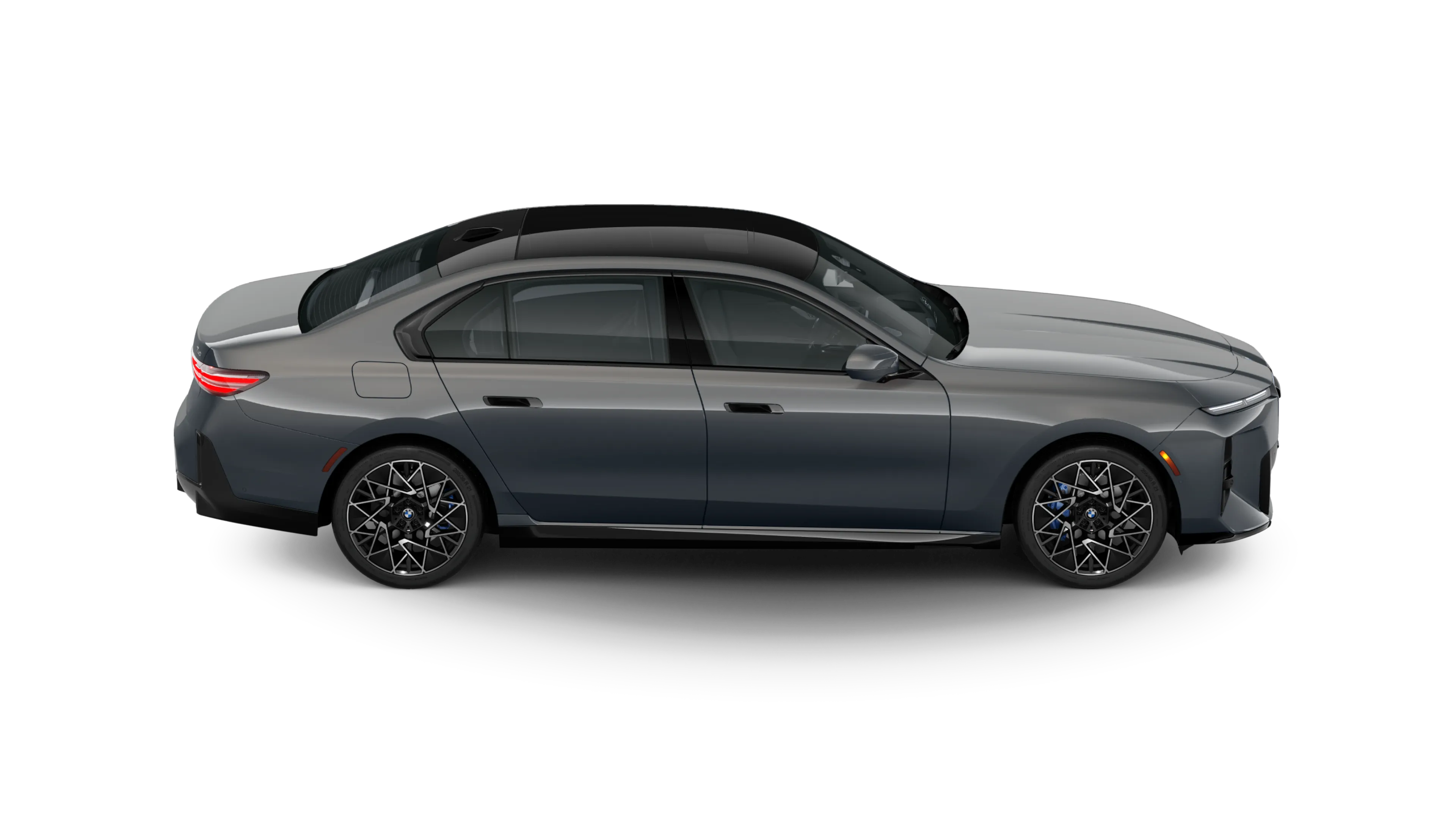2026 BMW 750e — photo 2