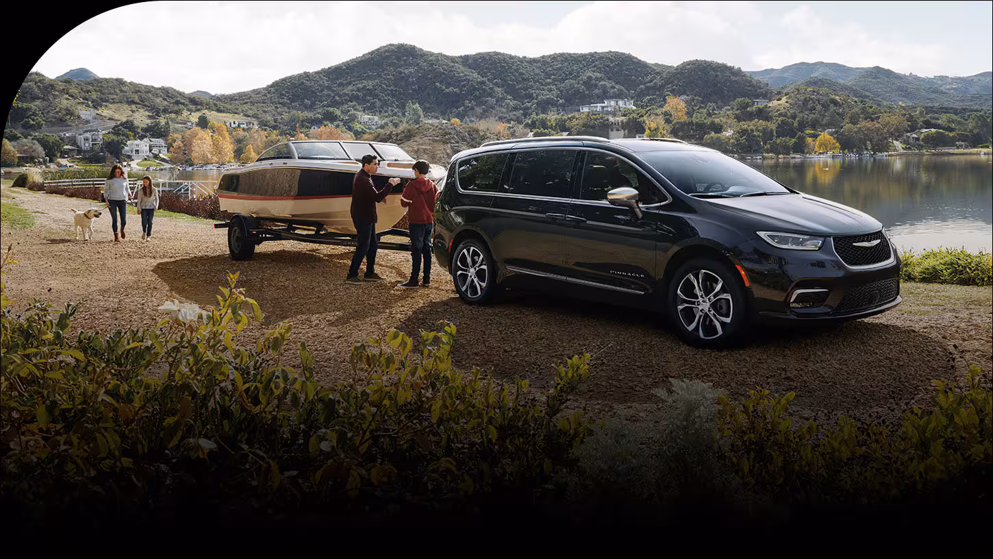 2026 Chrysler Pacifica — photo 3