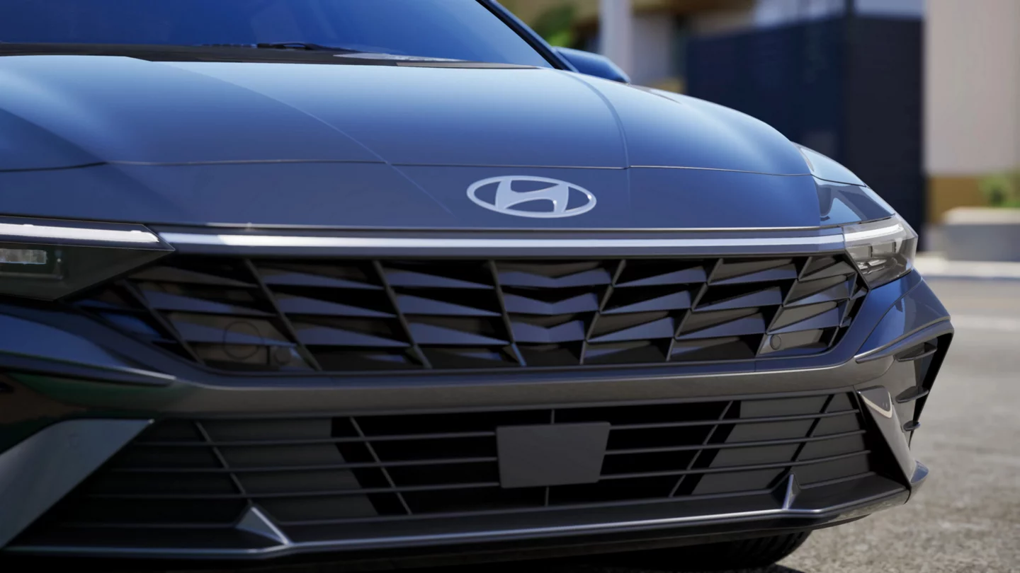 2026 Hyundai Elantra Hybrid — photo 2