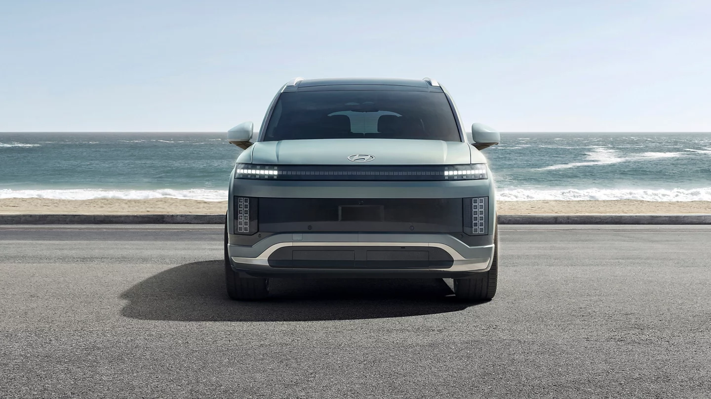 2026 Hyundai Ioniq 9 — photo 3