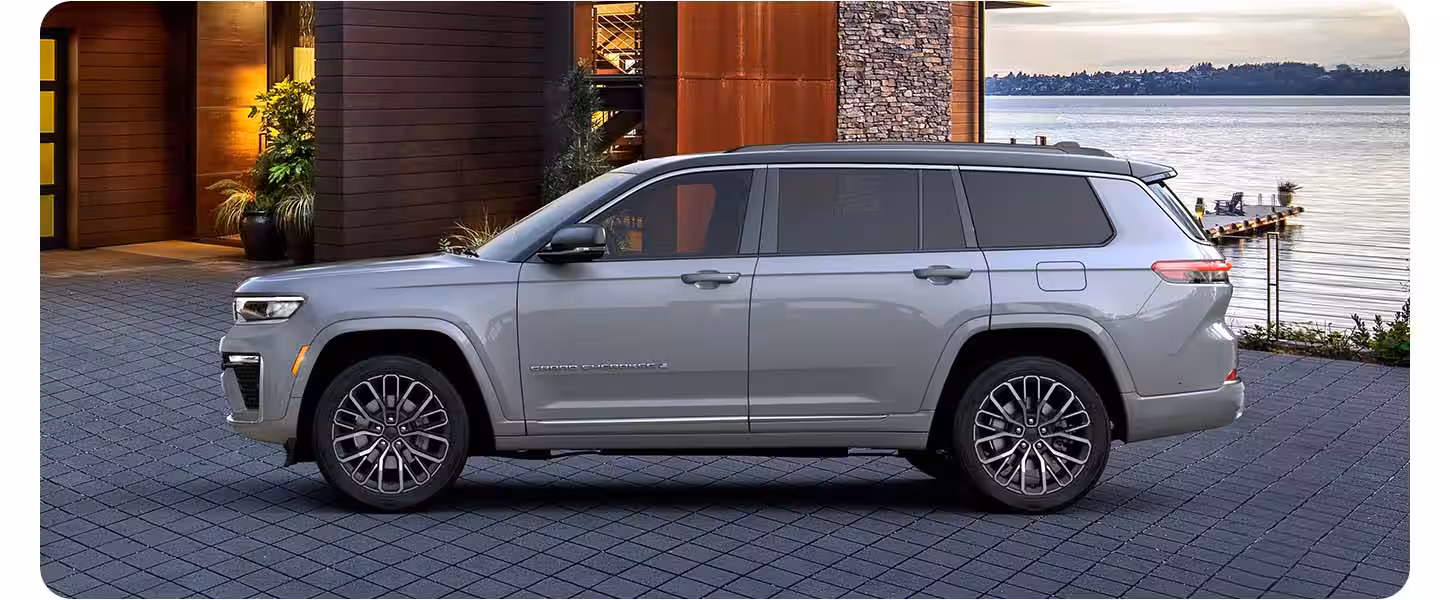 2026 Jeep Grand Cherokee — photo 4