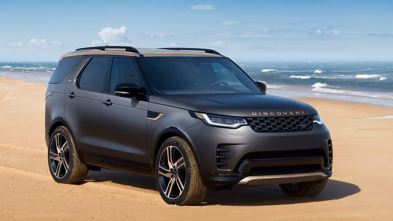 2026 Land Rover Discovery Sport — photo 3