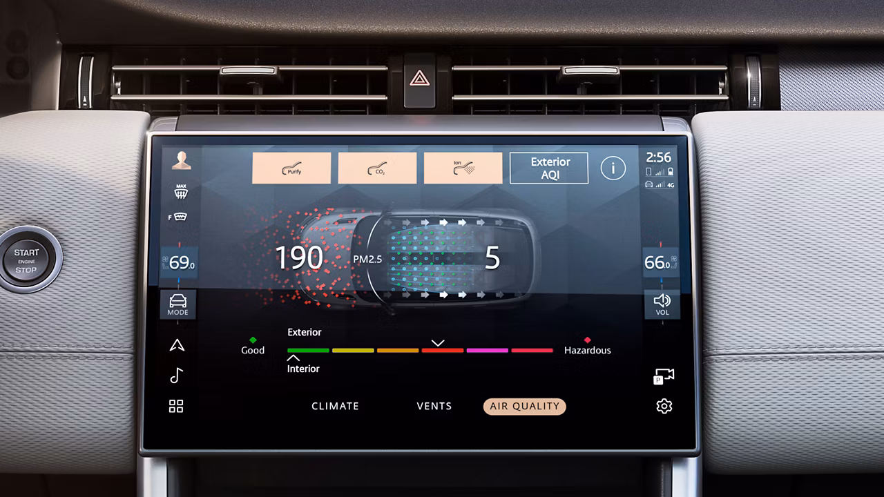 2026 Land Rover Discovery Sport — photo 4