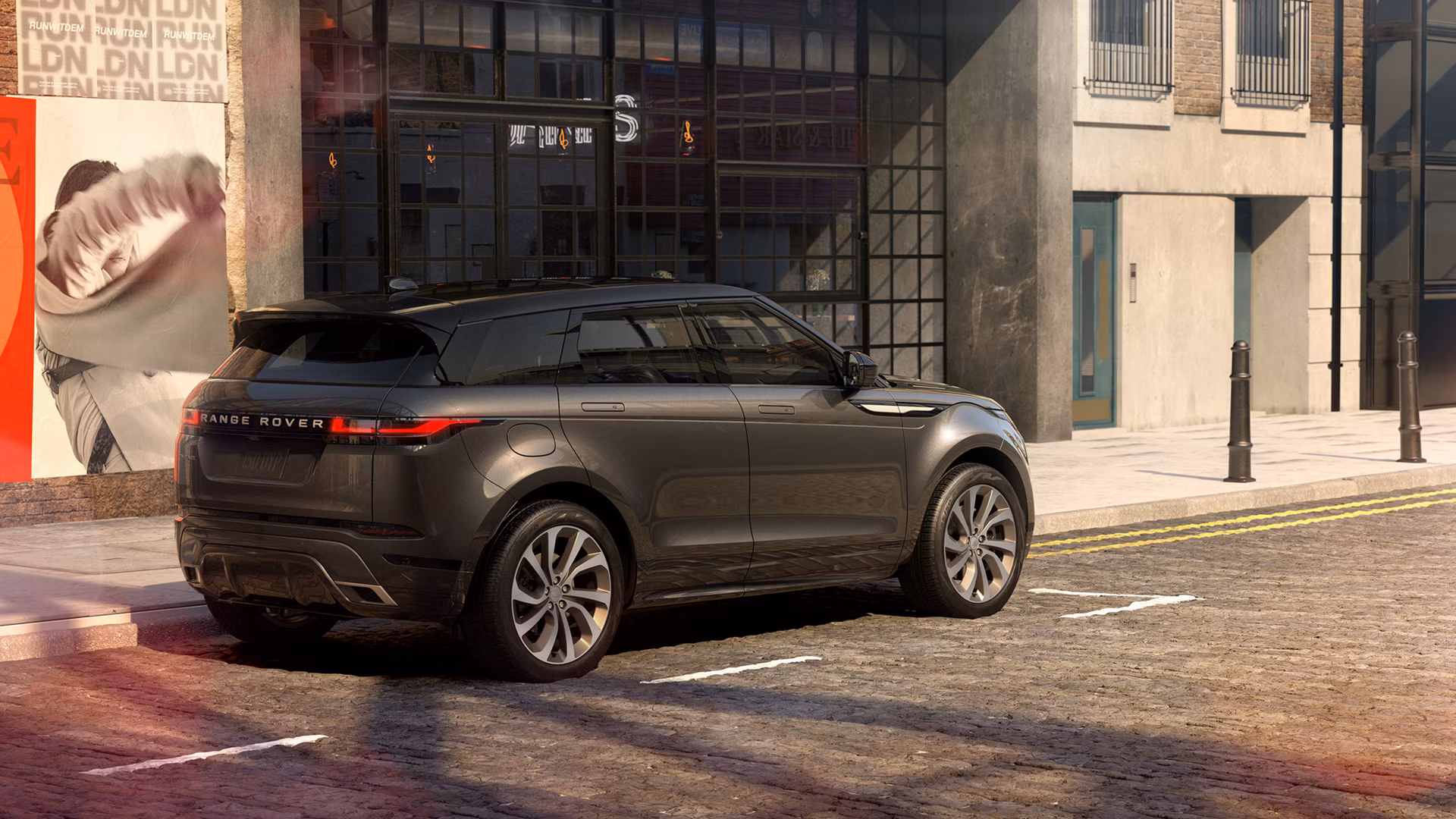 2026 Land Rover Range Rover Evoque — photo 5