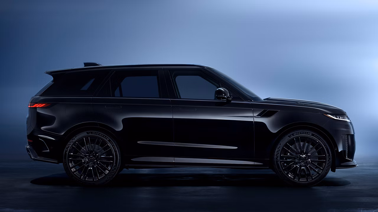 2026 Land Rover Range Rover Sport — photo 2