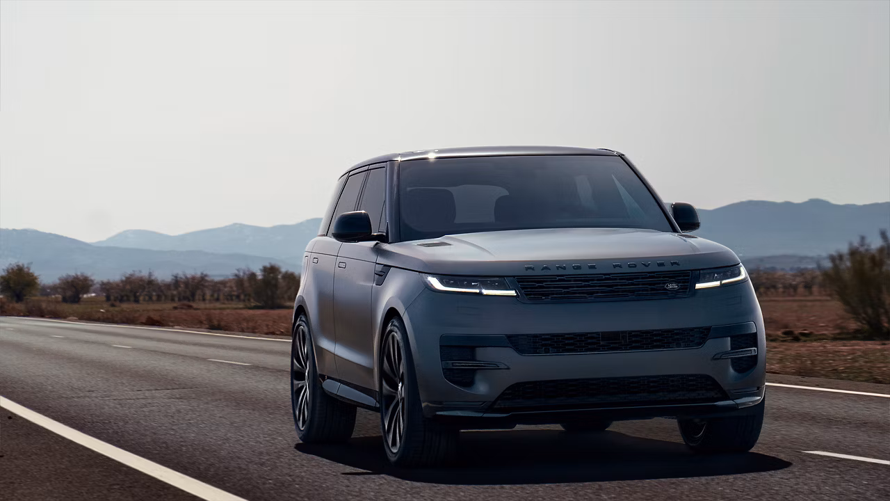 2026 Land Rover Range Rover Sport — photo 3