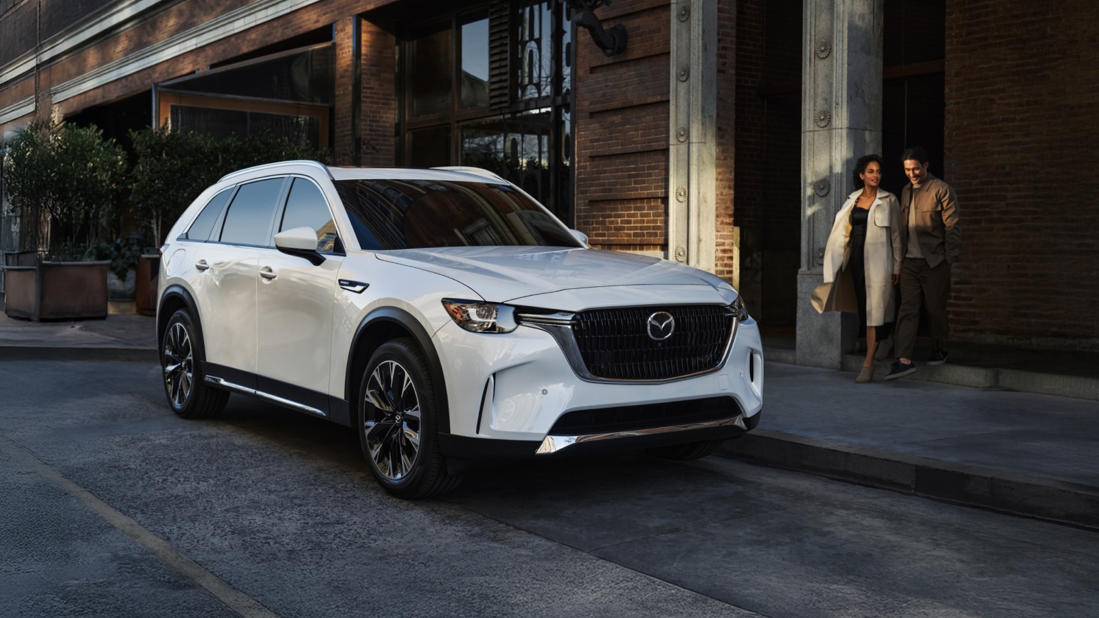 Mazda CX-90 PHEV — photo 3