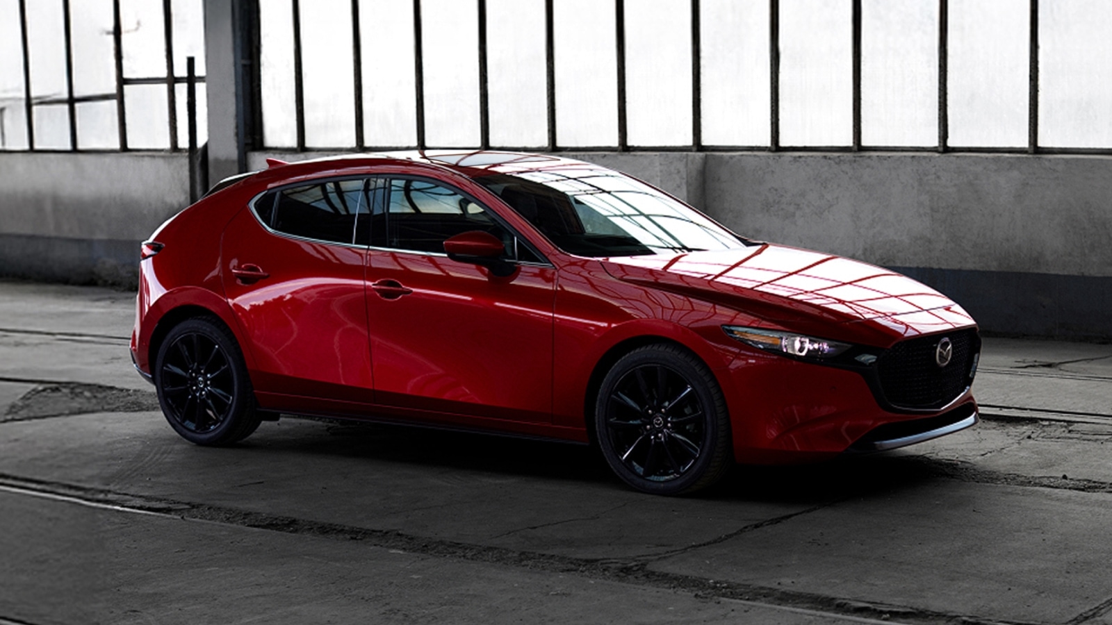 Mazda Mazda3 Hatchback — photo 3