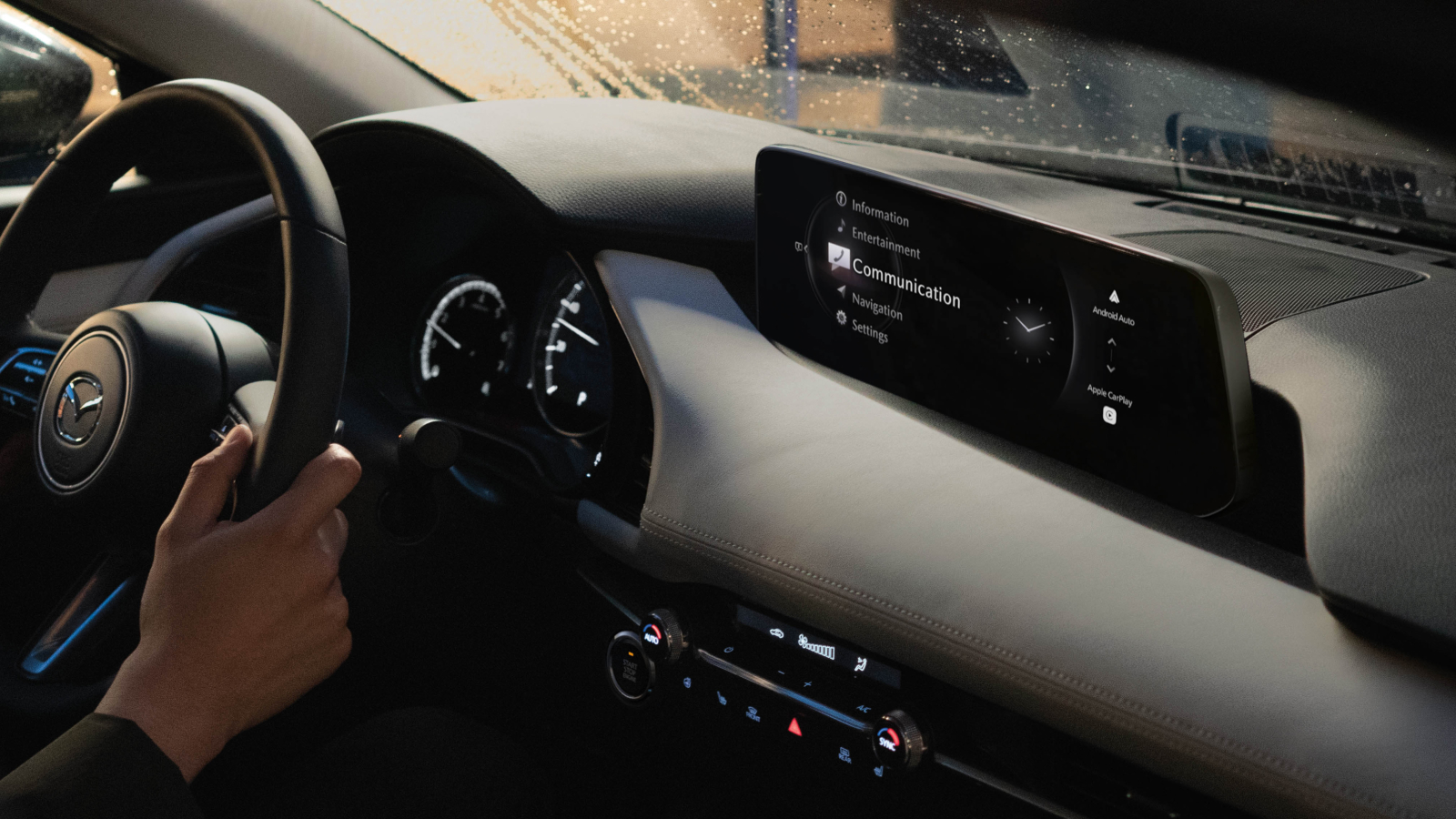 Mazda Mazda3 Hatchback — photo 4