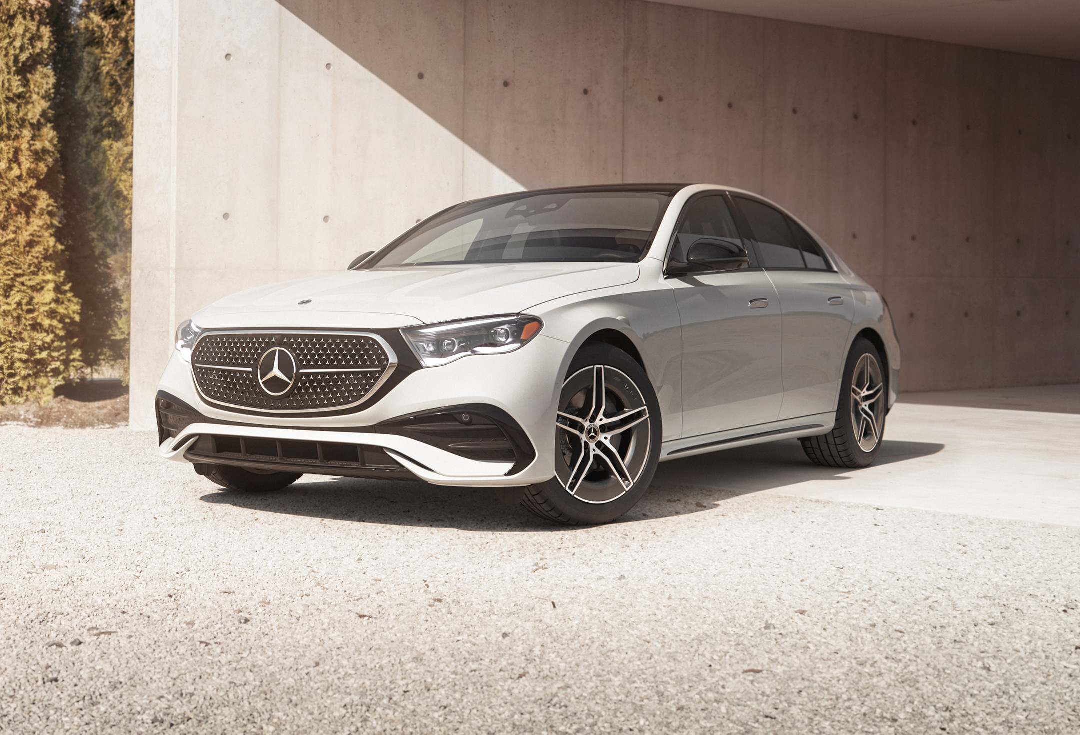 2026 Mercedes-Benz E-Class RWD Sedan — photo 3