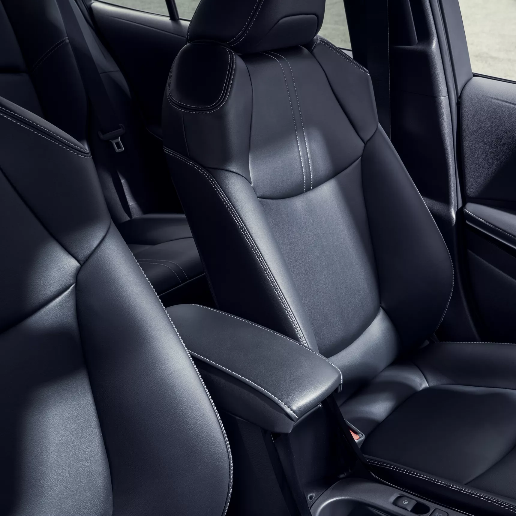 2026 Toyota Corolla — photo 2