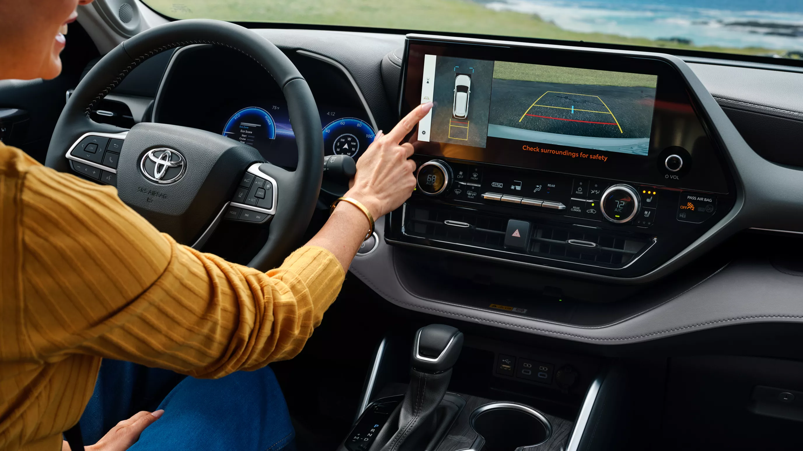 2026 Toyota Highlander — photo 4